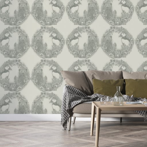 Celtic Beauty – Pebble