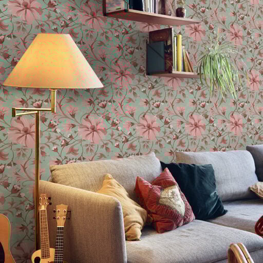 Entwined Strawberry Mint